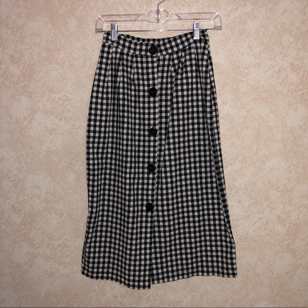 Long black and white checkered skirt size small